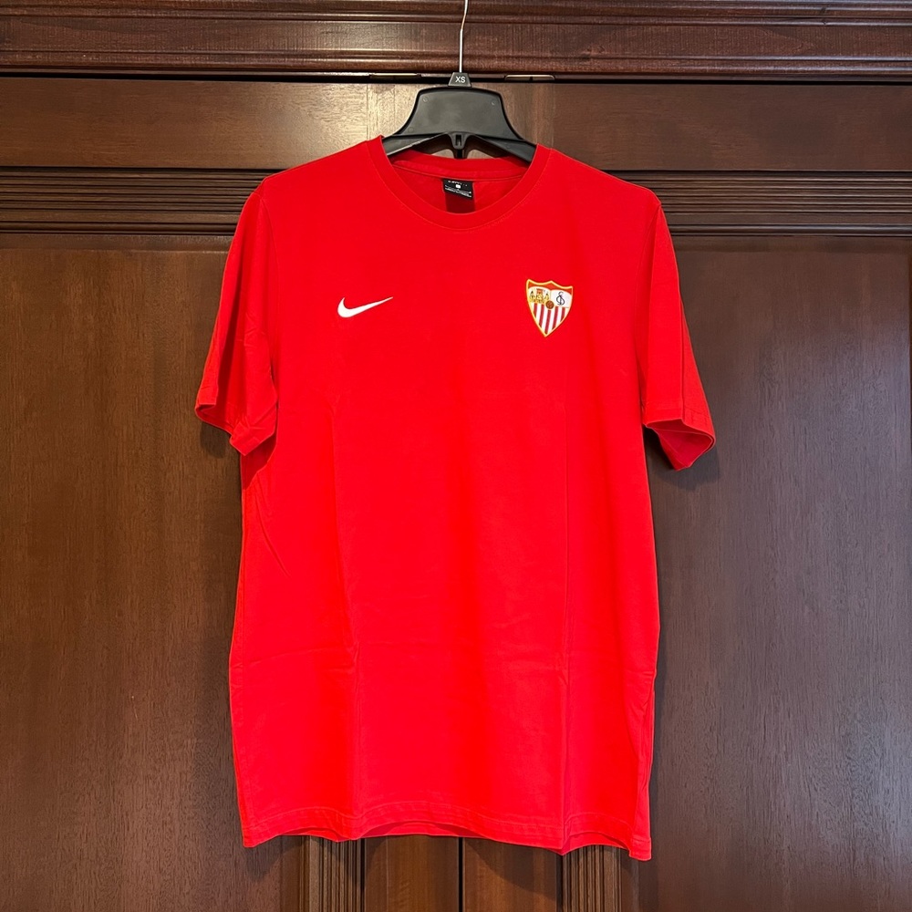 Nike T-shirt